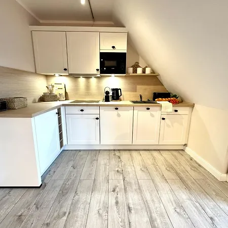 Oewern Diek App 47 * Wustrow